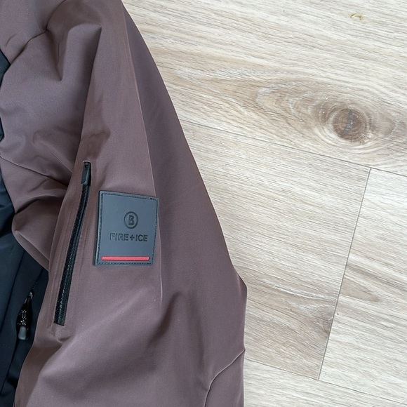 Bogner
Men's Ivo Jacket - Picture 8 of 15